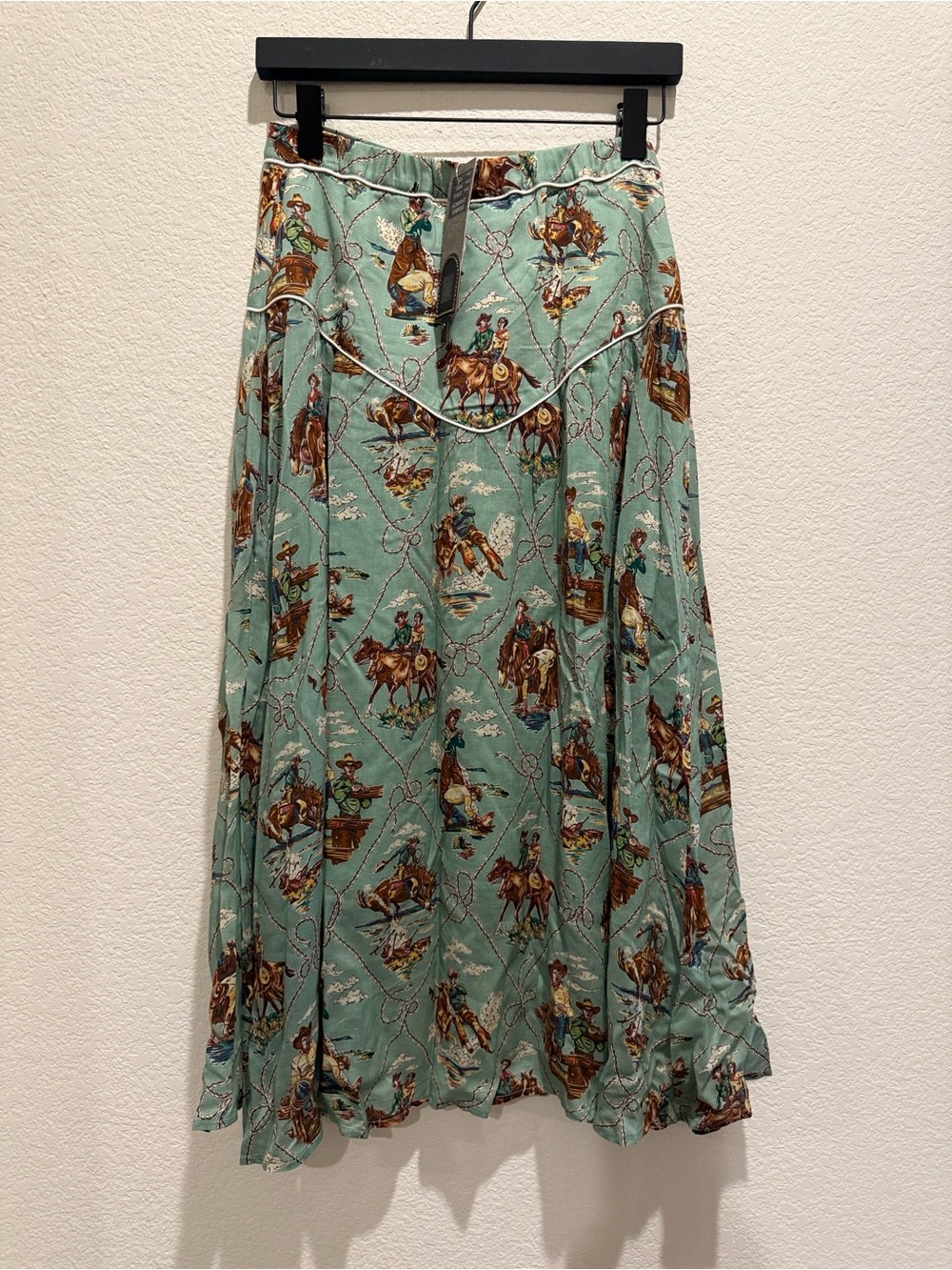 NWT Double D Ranch Romance & Rustlers Printed Midi Skirt - Picture 6 of 6